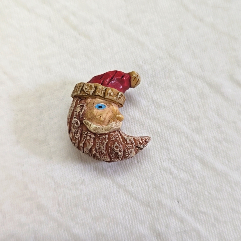 Vintage Folk Art Santa Moon Brooch